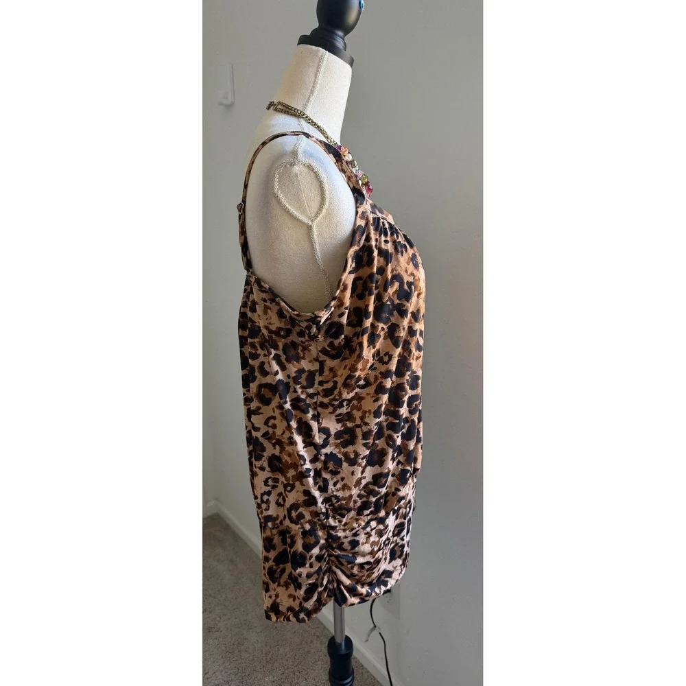 Swimsuits For All Leopard Print Brown Animal Print Bra Tapered Hem Swim Top 18